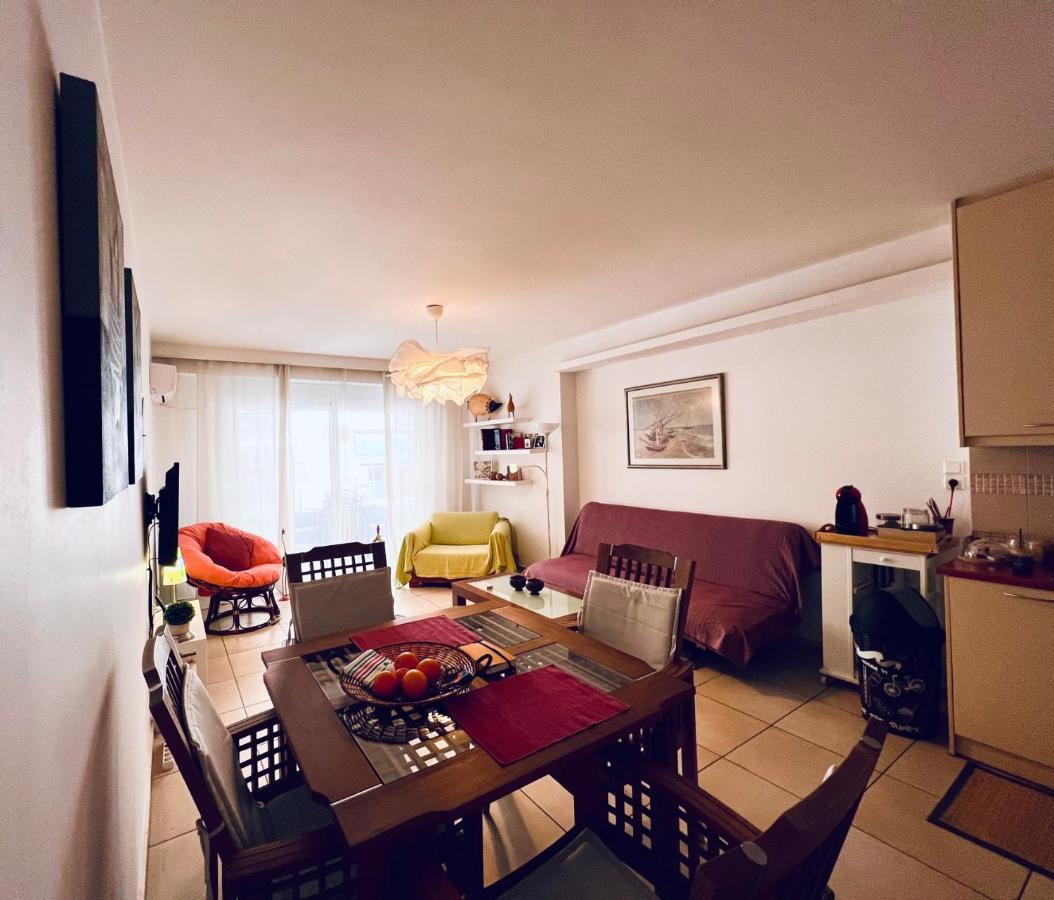 Elenis Athens Apartment Екстериор снимка