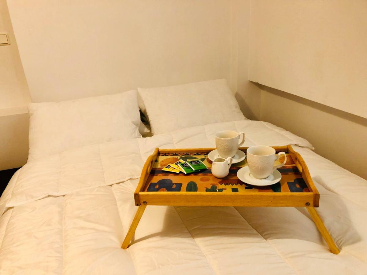 Elenis Athens Apartment Екстериор снимка