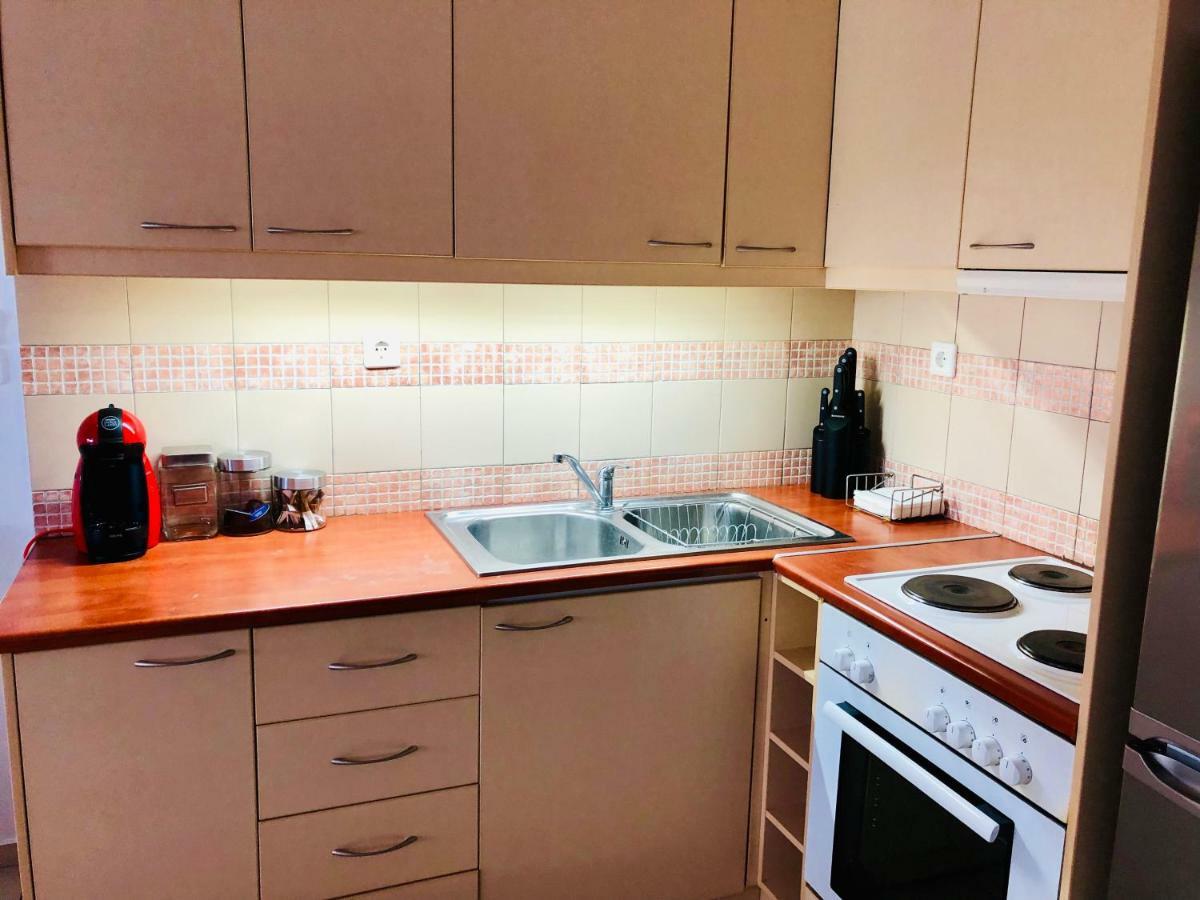 Elenis Athens Apartment Екстериор снимка